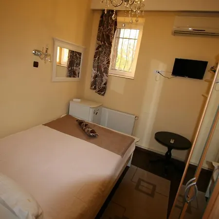 Pensiune Hotel-hostel Mignon -private With Free Parking Mamaia